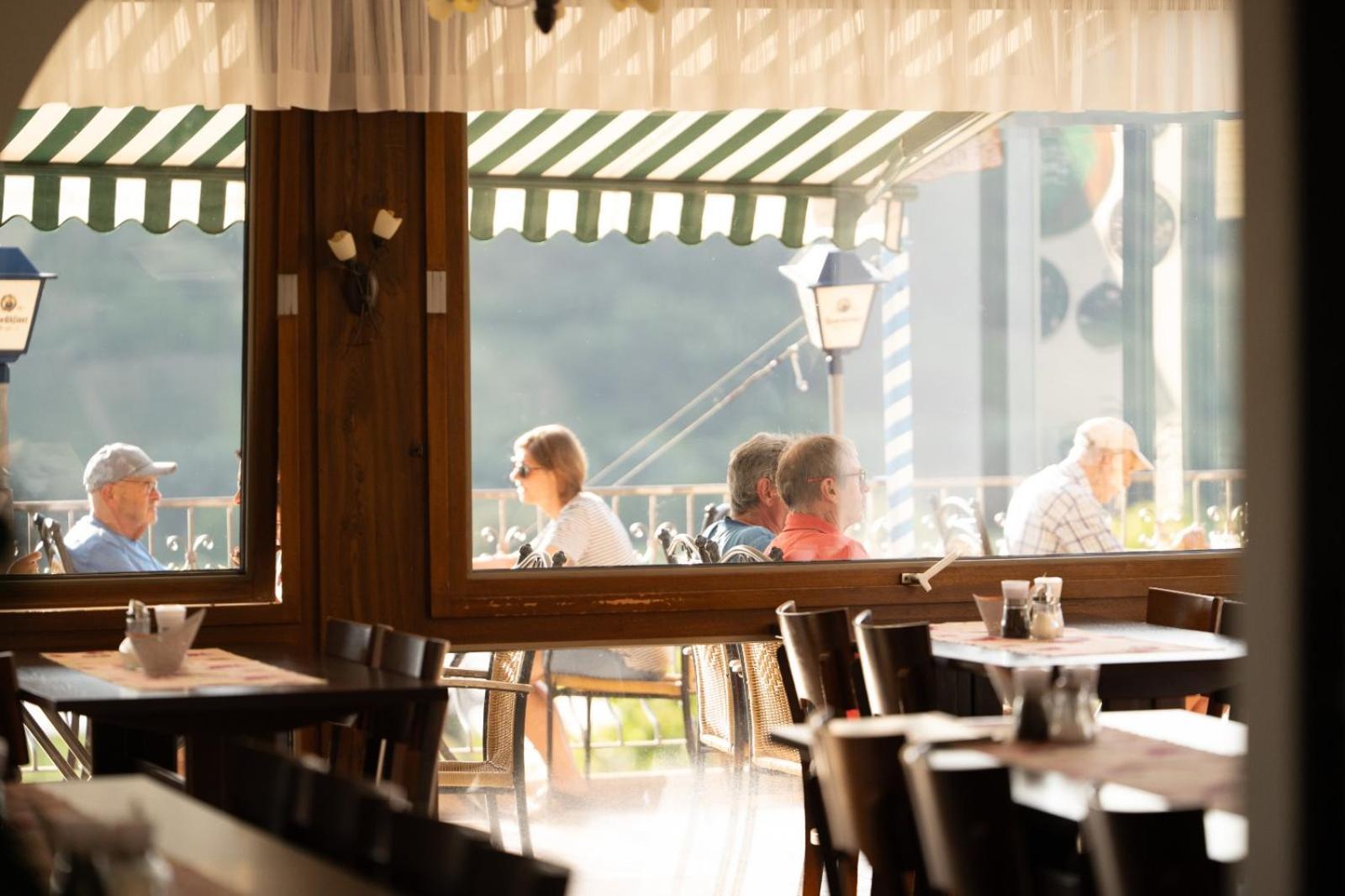 Hotel Restaurant Moselblick 빈트리크 외부 사진